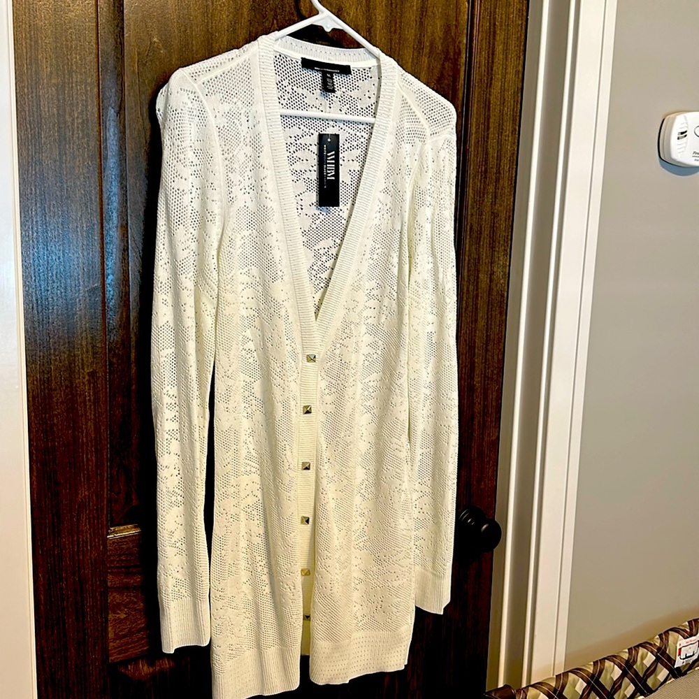 WHBM LS Boyfriend Cardigan with gold snap buttons size XL